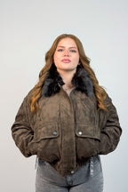 Bomber Gamuza Ivy con Cuello Peludo Removible
