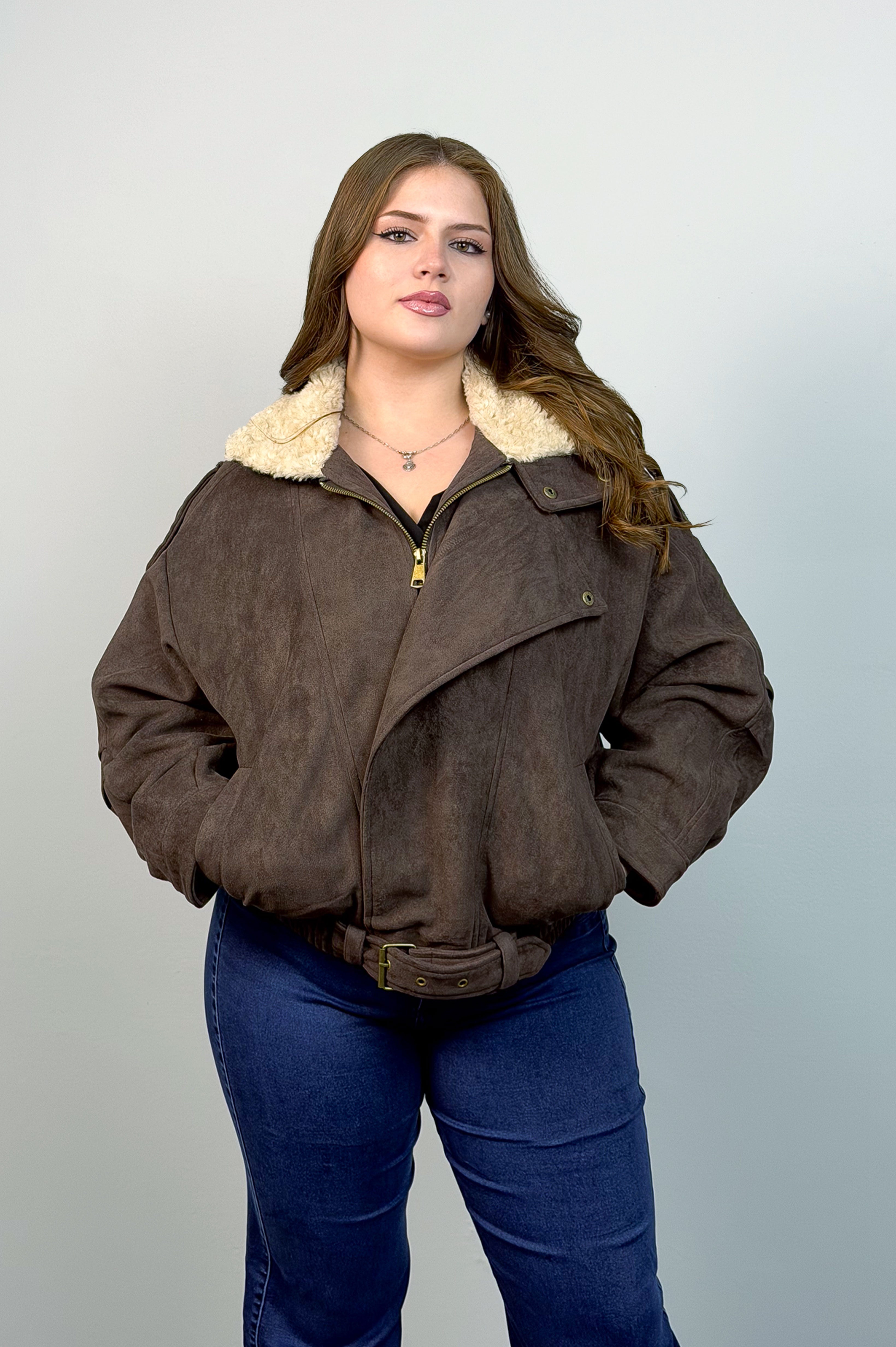 Bomber Gamuza Dalia con Cuello de Chiporro